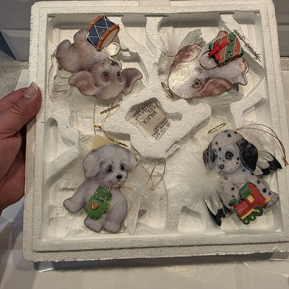 The Bradford Editions Heavenly Waggn Tails‎ Angel Dog Porcelain Ornaments 4pc